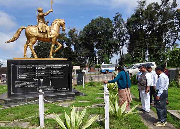 ಗುಡ್ಡೆ ಮನೆ ಅಪ್ಪಯ್ಯ ಗೌಡರ ಸ್ಮಾರಕದ ಆವರಣಕ್ಕೆ ಹಾನಿ: ಶಾಸಕರು ಅಸಮಾಧಾನ